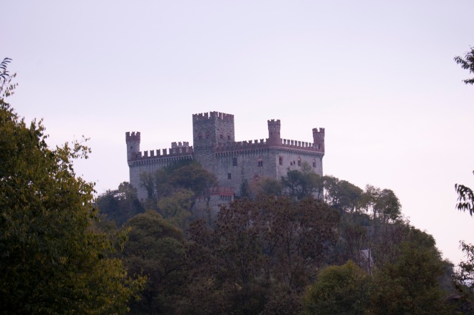 castello-di-montalto-dora_michy-for-wowingemoji